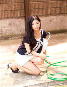 《欧美性猛交黑人粗大-立川淳子》