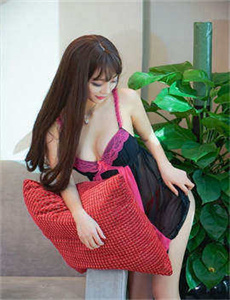 《媚肉生香-青春娱乐精品免费视频》