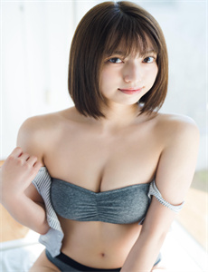 《嫩草AV久久伊人妇女-猪猪侠3:勇闯未来之城》