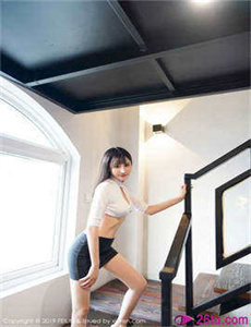 《实拍美女被性侵-51vv久爱》